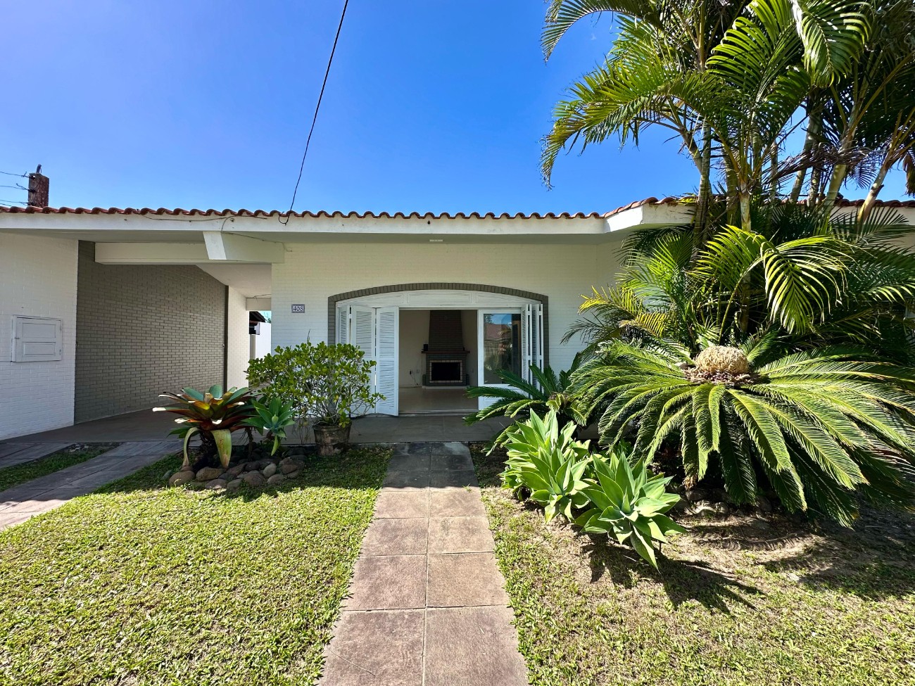 Casa 4 dormitórios para venda, centro em Atlântida | Ref.: 1055