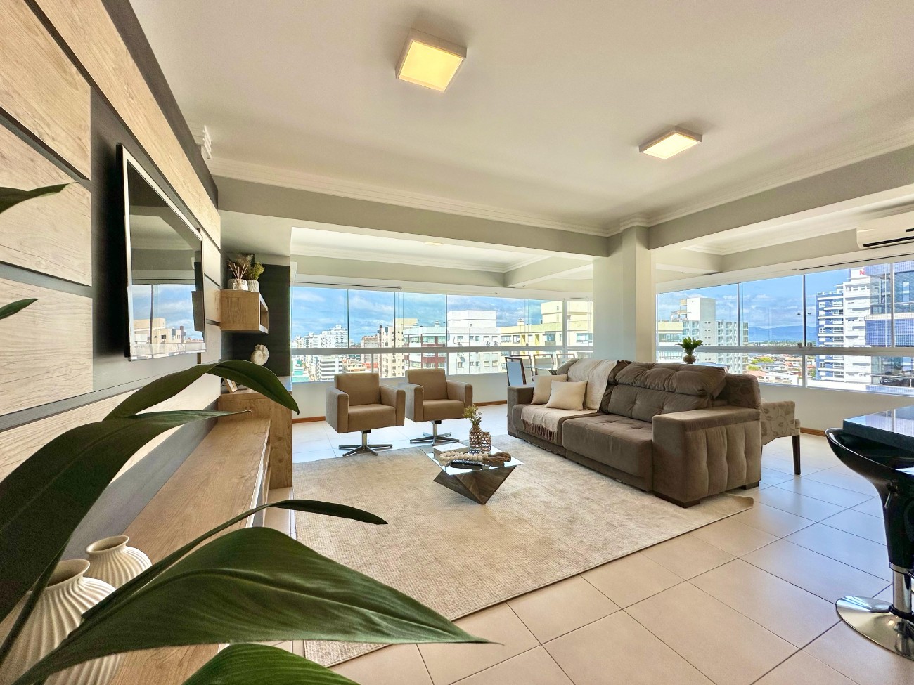 Apartamento 3 dormitórios para venda, Centro em Capão da Canoa | Ref.: 957